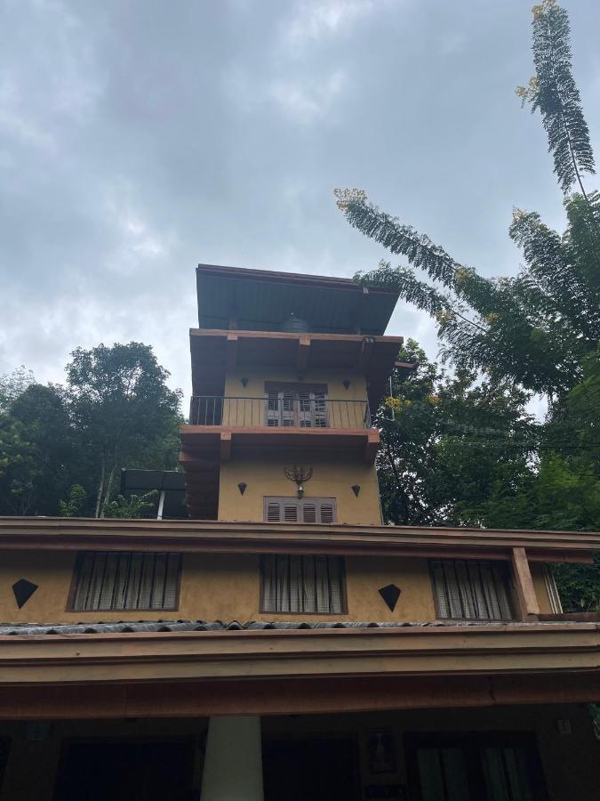 Eagles Lodge - Kandy Digana Zewnętrze zdjęcie